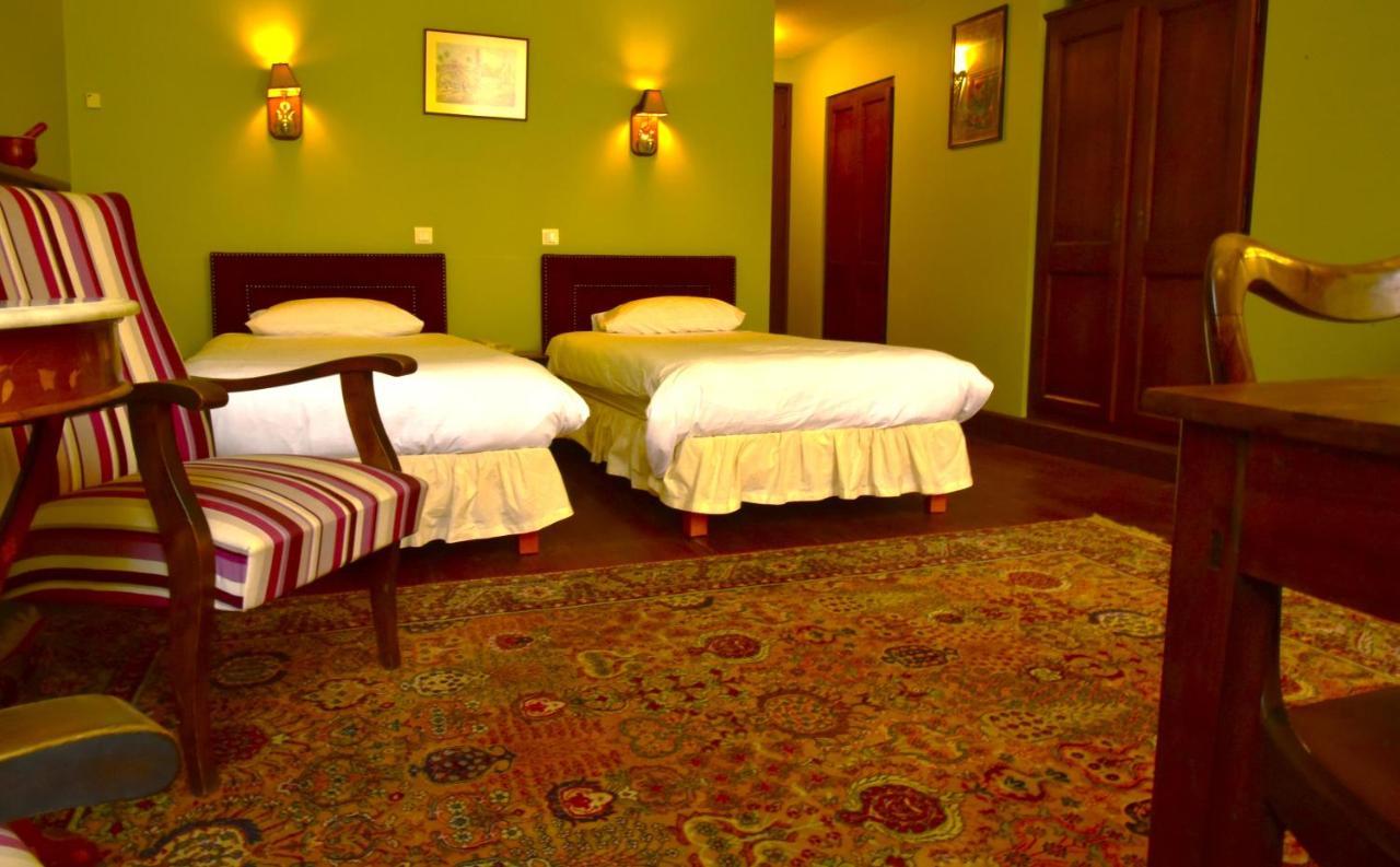 Logis Hotel Le Boudoir Belvès Exteriér fotografie