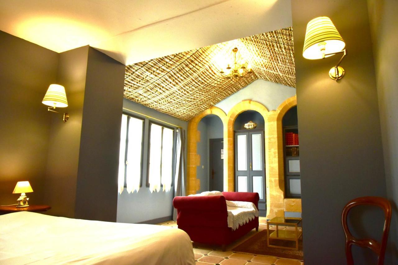 Logis Hotel Le Boudoir Belvès Exteriér fotografie