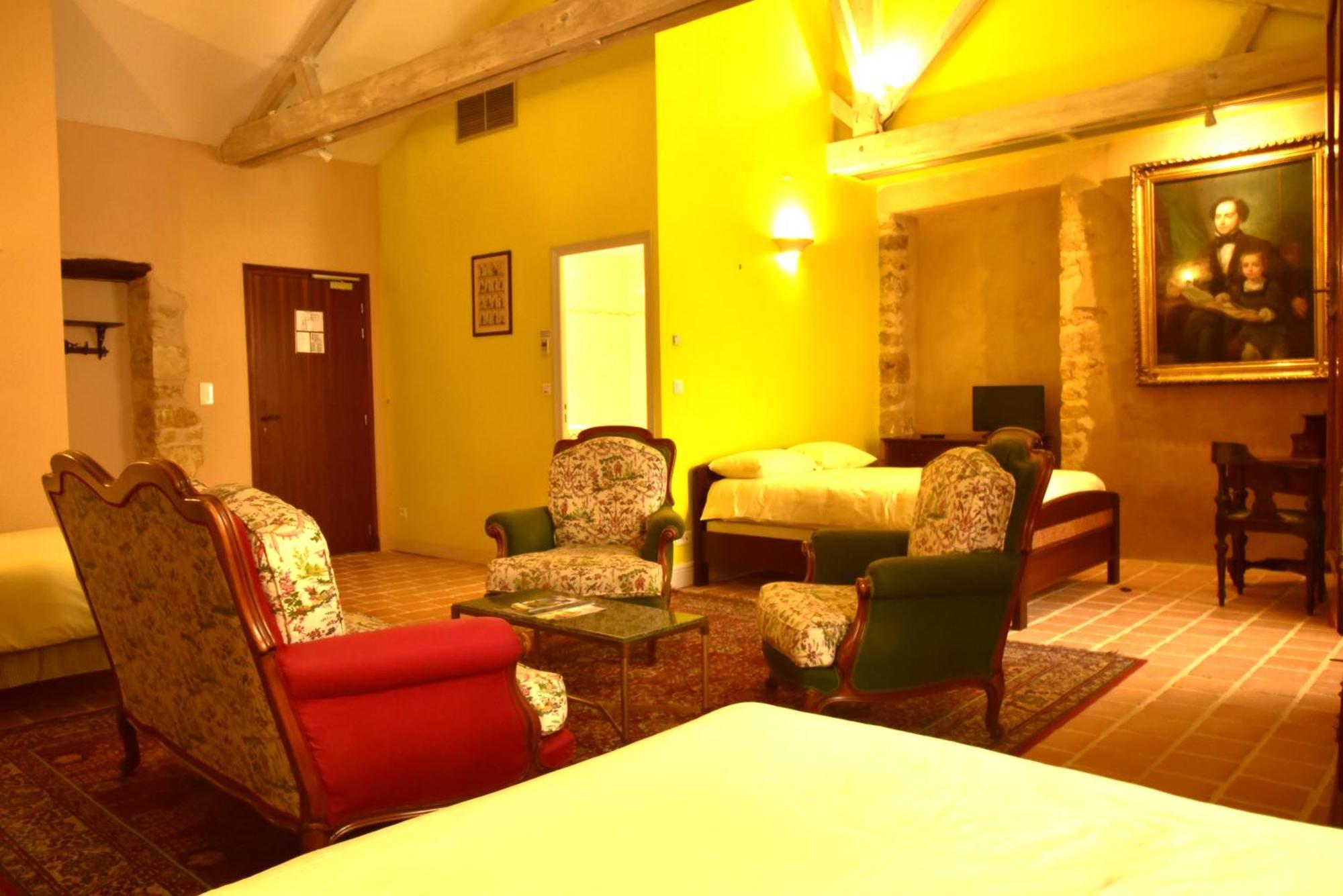 Logis Hotel Le Boudoir Belvès Pokoj fotografie