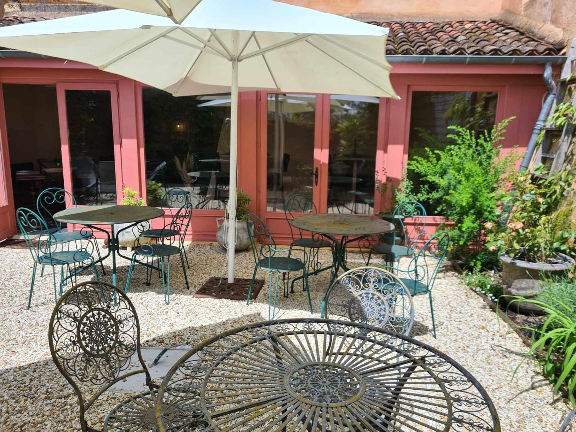 Logis Hotel Le Boudoir Belvès Exteriér fotografie